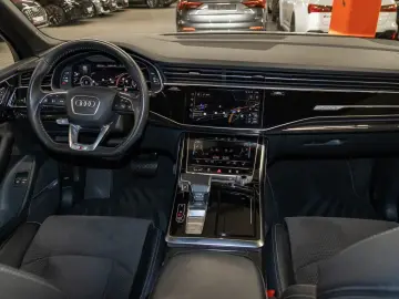 Q7 55 TFSI e quattro S line Matrix AIR HuD AHK