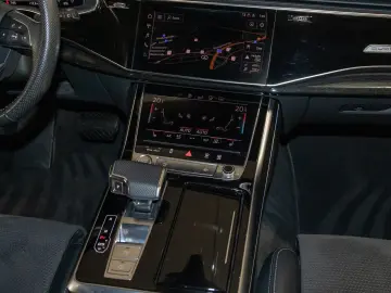 Q7 55 TFSI e quattro S line Matrix AIR HuD AHK