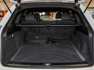 Q7 55 TFSI e quattro S line Matrix AIR HuD AHK