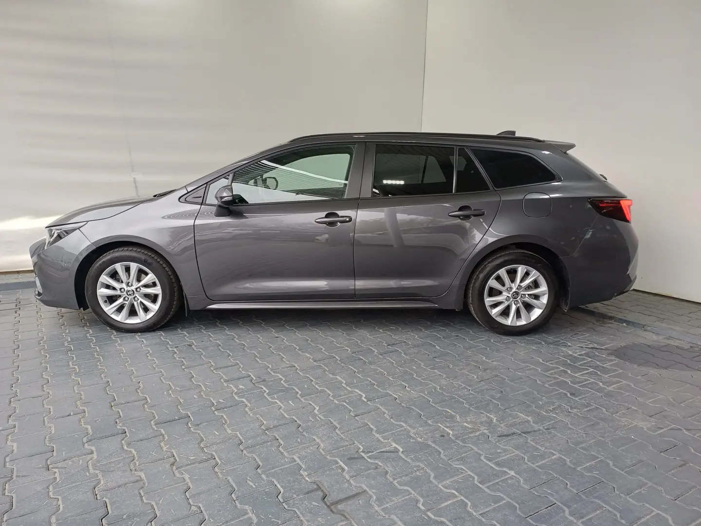 Toyota Corolla Touring Sports Hybrid Business Edition