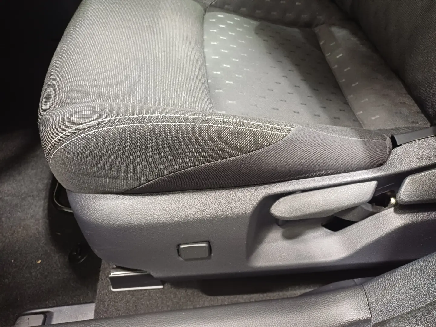 Toyota Corolla Touring Sports Hybrid Business Edition