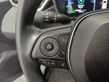 Toyota Corolla Touring Sports Hybrid Business Edition