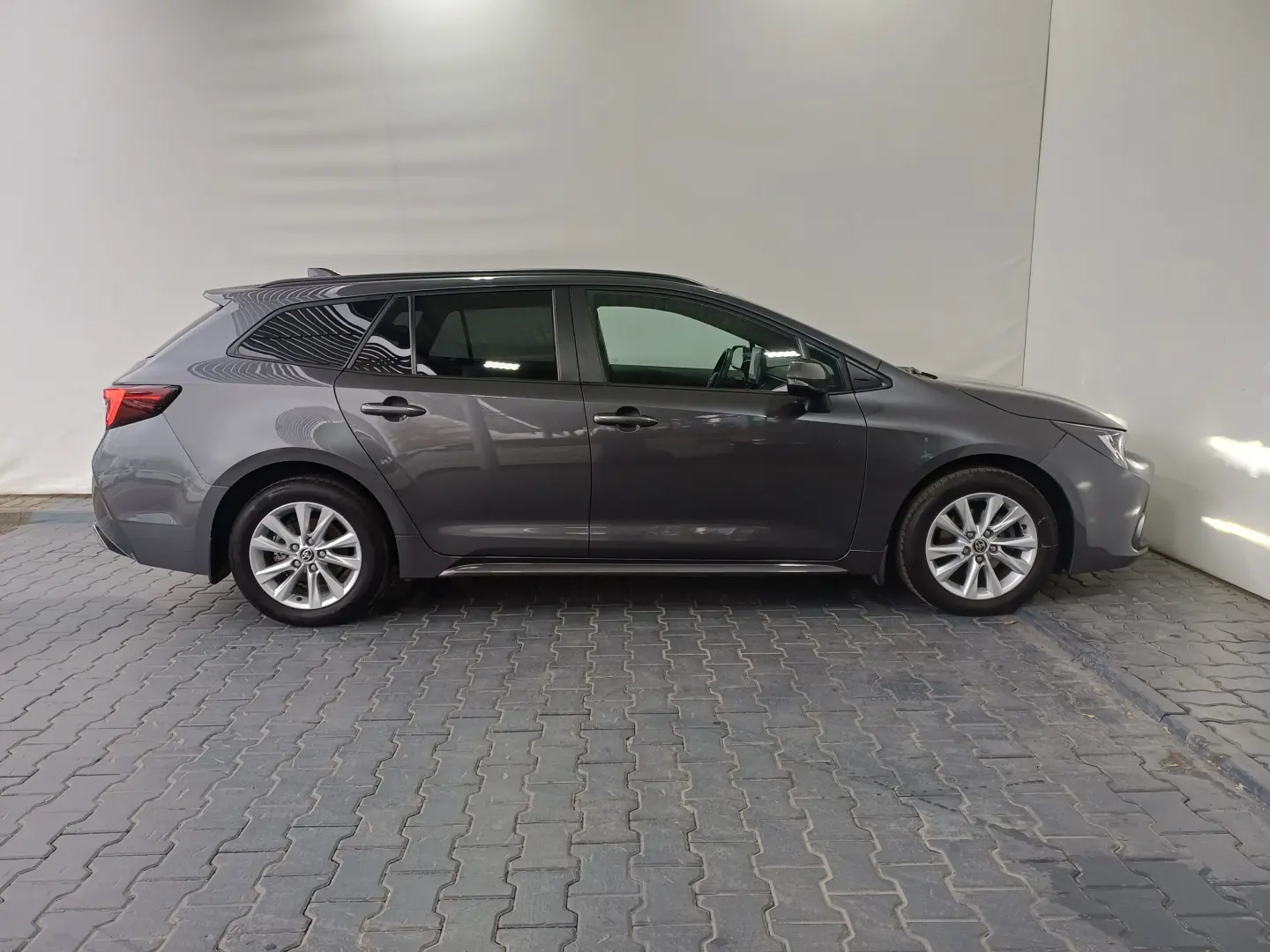 Toyota Corolla Touring Sports Hybrid Business Edition