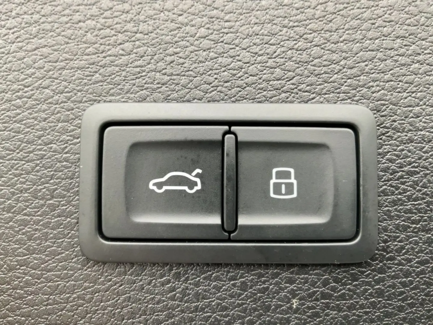 Q5 45 TFSI QU ADVANCED MATRIX NAV RFK ACC AHK 19