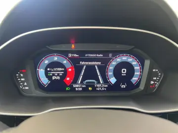 Q3 35 2.0 TDI   advanced S-tronic  LED NAVI PDC