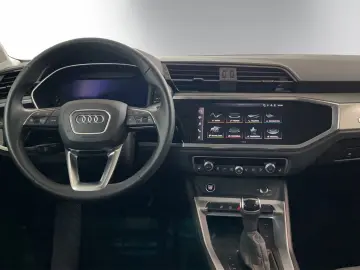 Q3 35 2.0 TDI   advanced S-tronic  LED NAVI PDC