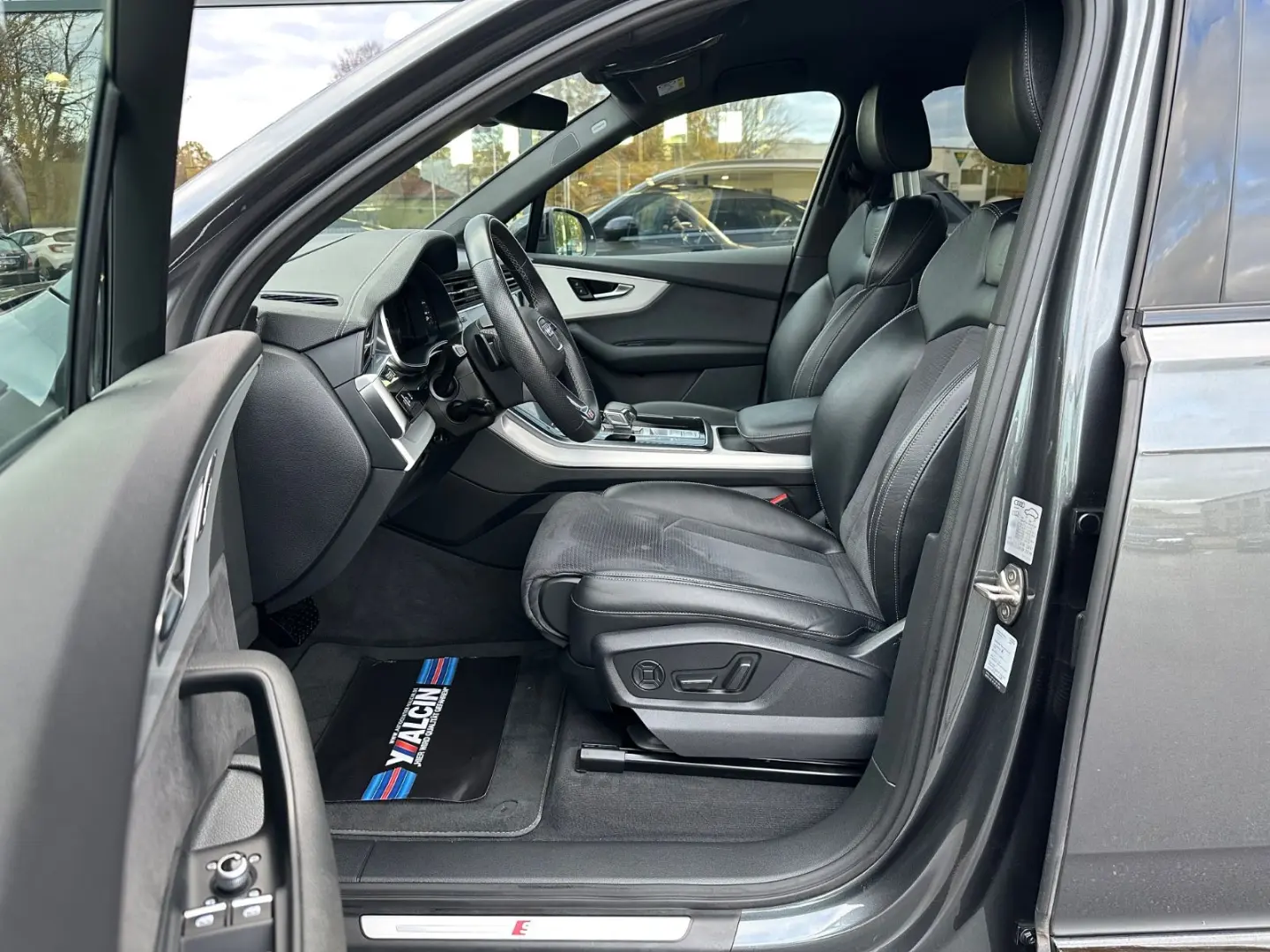 Q7 55 TFSI e quattro S-tr 3xS line  HUD 21LM