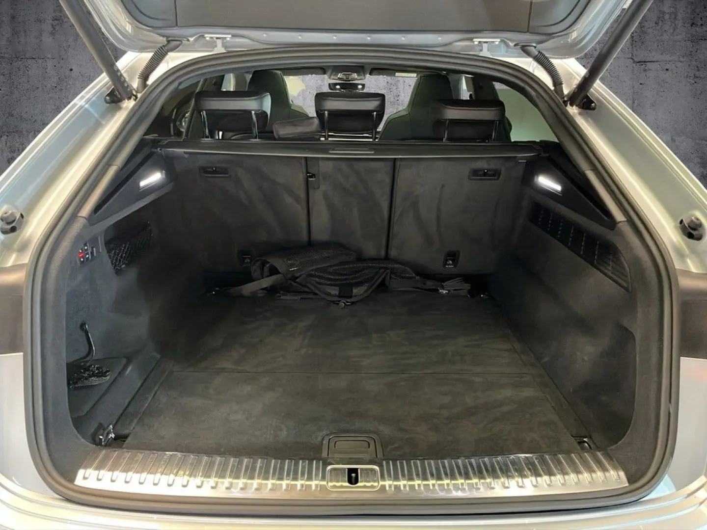 SQ8 4.0 TFSI quattro competition Matrix Pano AHK