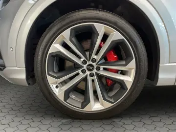 SQ8 4.0 TFSI quattro competition Matrix Pano AHK