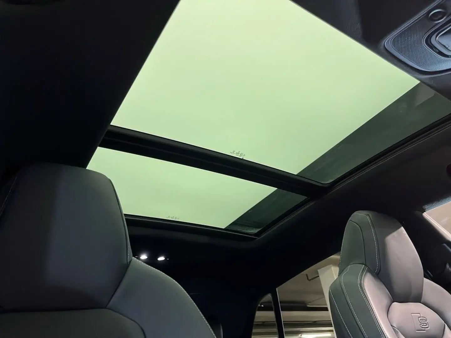 SQ8 4.0 TFSI quattro competition Matrix Pano AHK