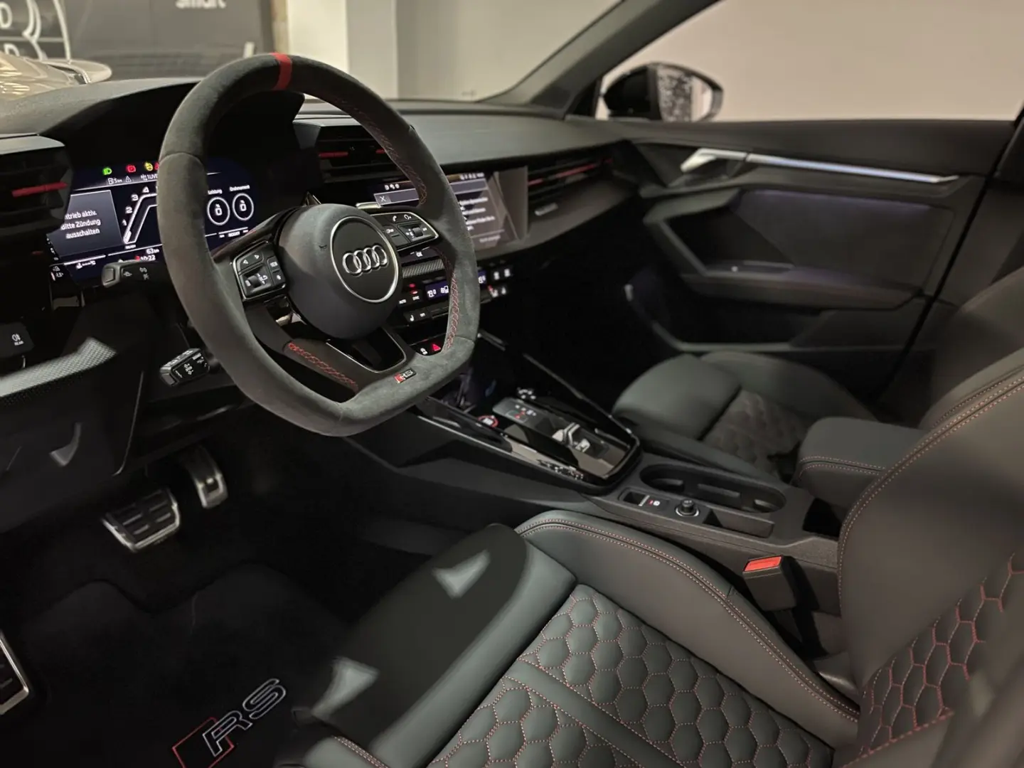 RS3 RS3 Sportback Carbon Paket  RS-Sport Auspuff