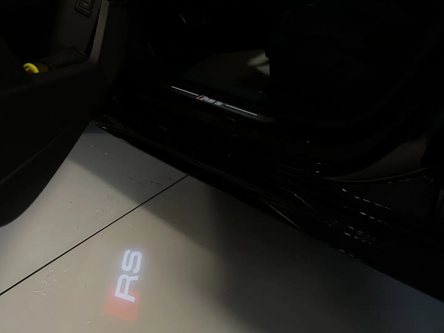 RS3 RS3 Sportback Carbon Paket  RS-Sport Auspuff