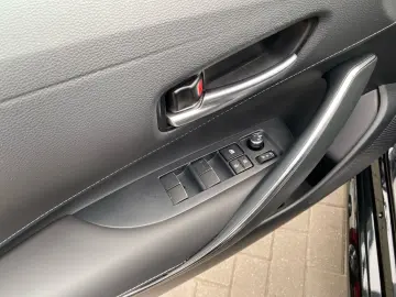 Corolla 1.8 Hybrid Team D  Bi-LED ACC Kamera SHZ