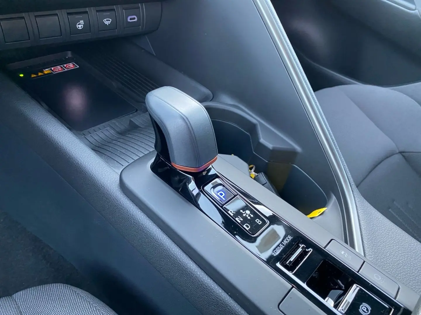 C-HR 1.8 Hybrid Team D  LED el Heck ACC CAM SHZ