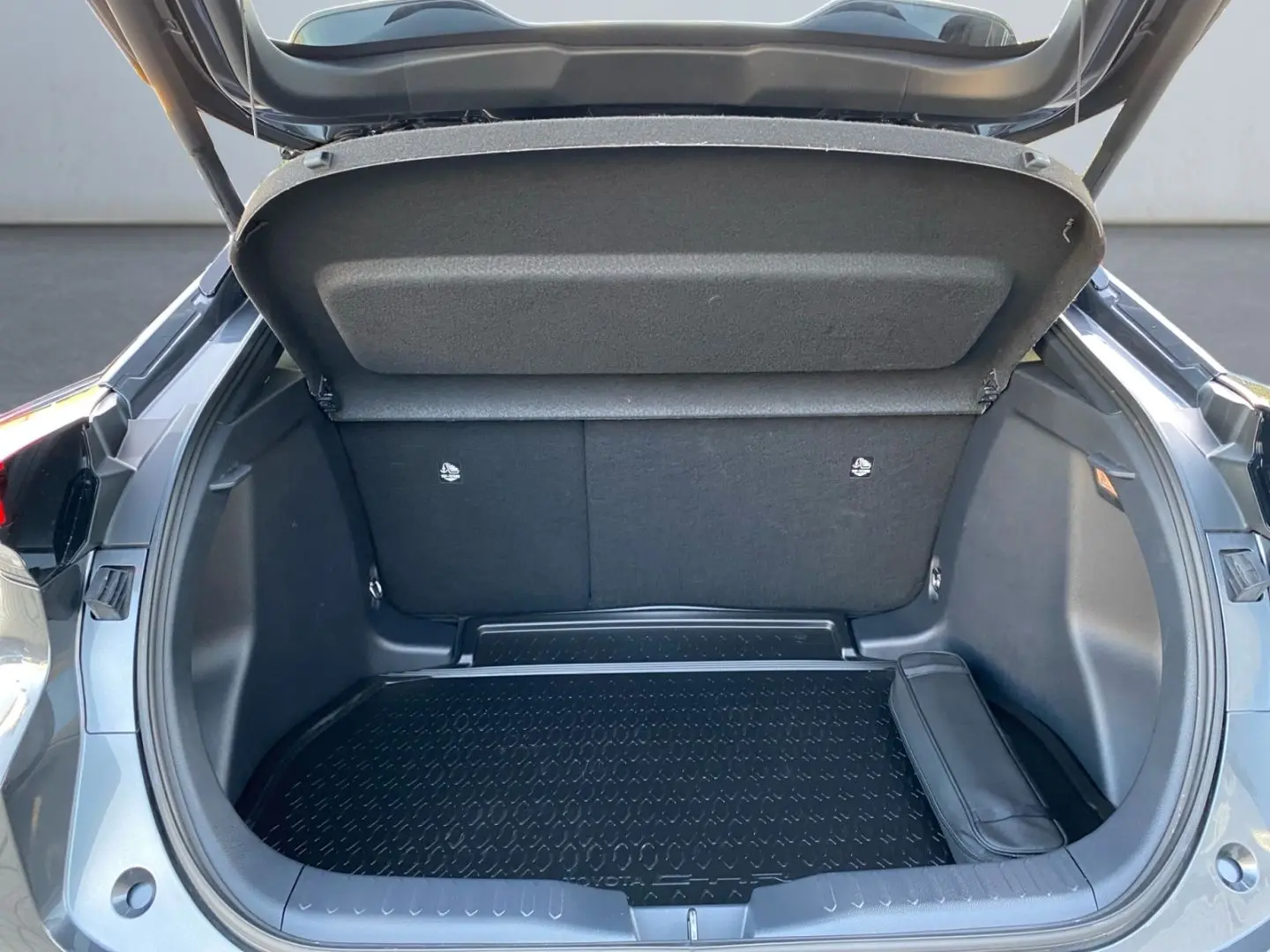 C-HR 1.8 Hybrid Team D  LED el Heck ACC CAM SHZ