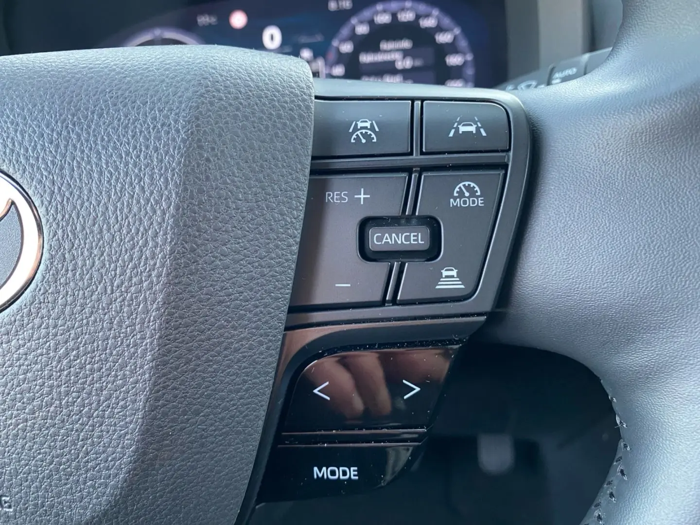 C-HR 1.8 Hybrid Team D  LED el Heck ACC CAM SHZ