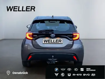 Yaris Hybrid 1.5 Team D  LED Navi Cam CarPlay SH