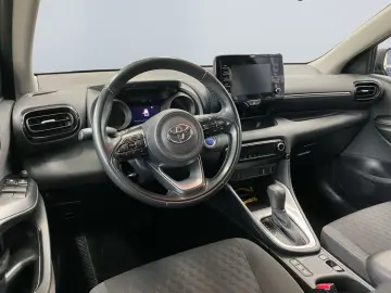 Yaris Hybrid 1.5 Team D  LED Navi Cam CarPlay SH