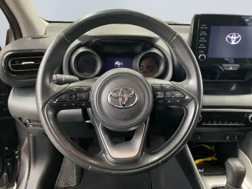 Yaris Hybrid 1.5 Team D  LED Navi Cam CarPlay SH