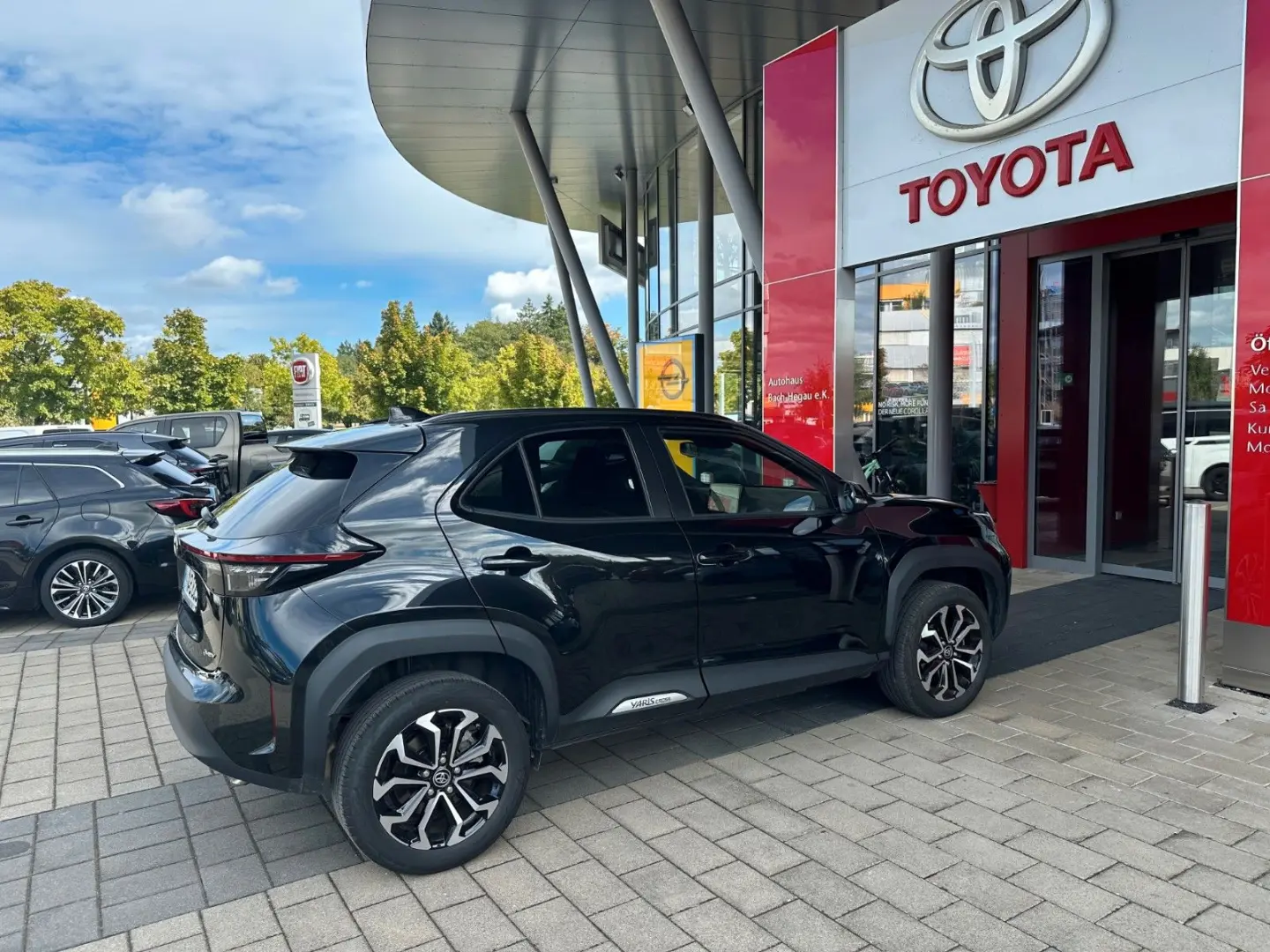 Yaris Cross Hybrid Team Deutsch. SAFETY WINTER