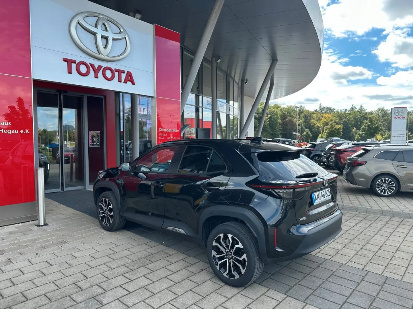 Yaris Cross Hybrid Team Deutsch. SAFETY WINTER