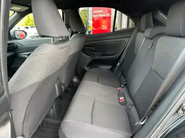 Yaris Cross Hybrid Team Deutsch. SAFETY WINTER