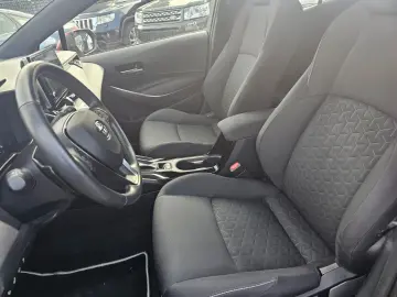 Corolla Hybrid Team D BI-LED Kamera Navi 135 KW