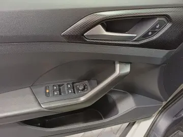 VW T-Cross Life 1.0 TSI