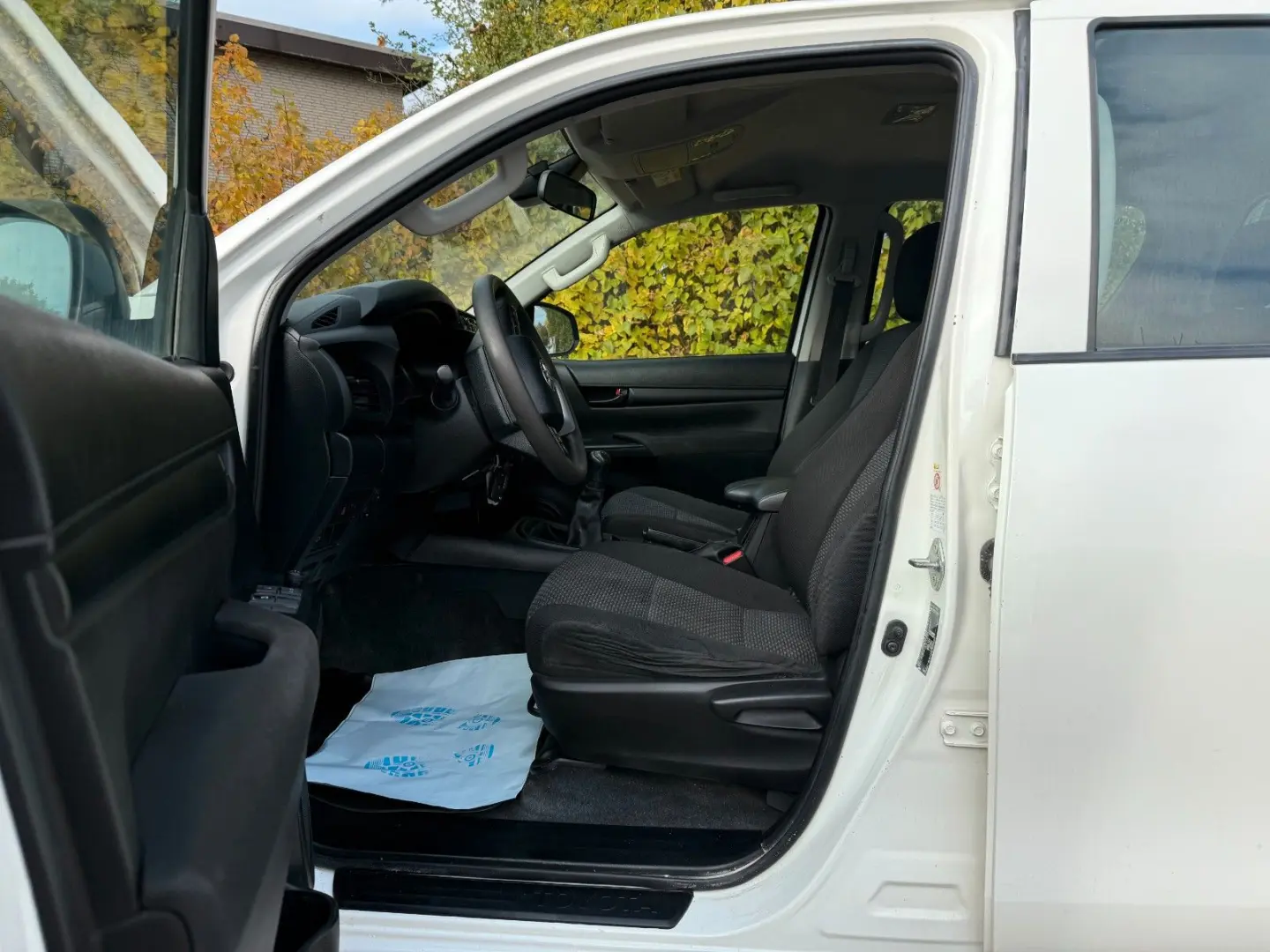Hilux 2 4 Double Cab Comfort 4x4  GARANTIE  AHK