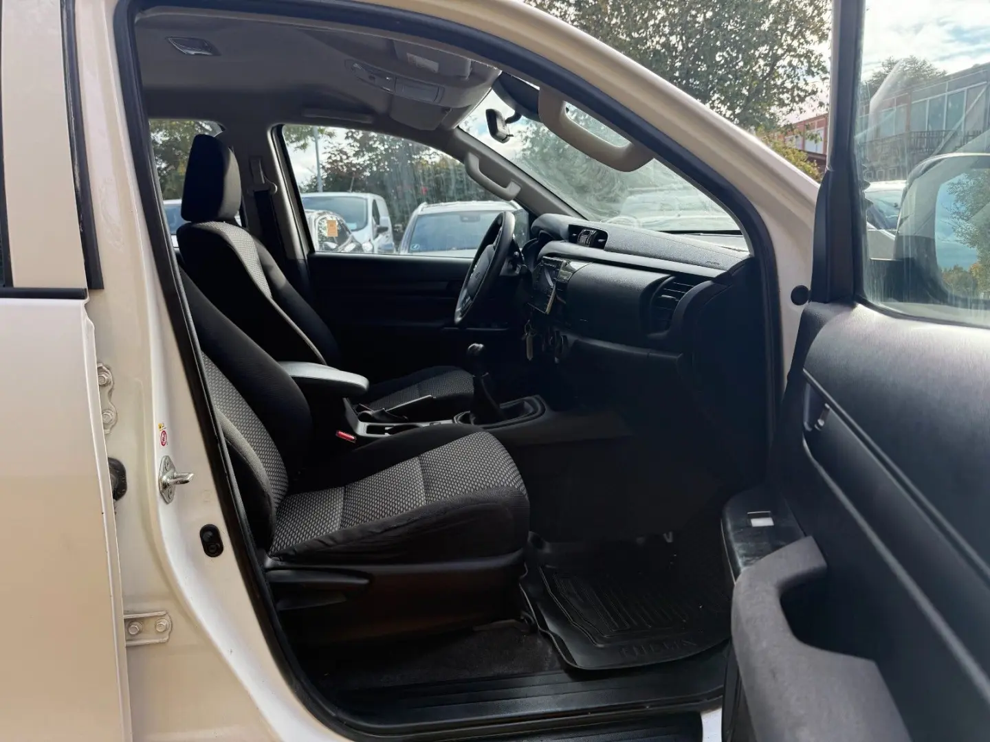 Hilux 2 4 Double Cab Comfort 4x4  GARANTIE  AHK