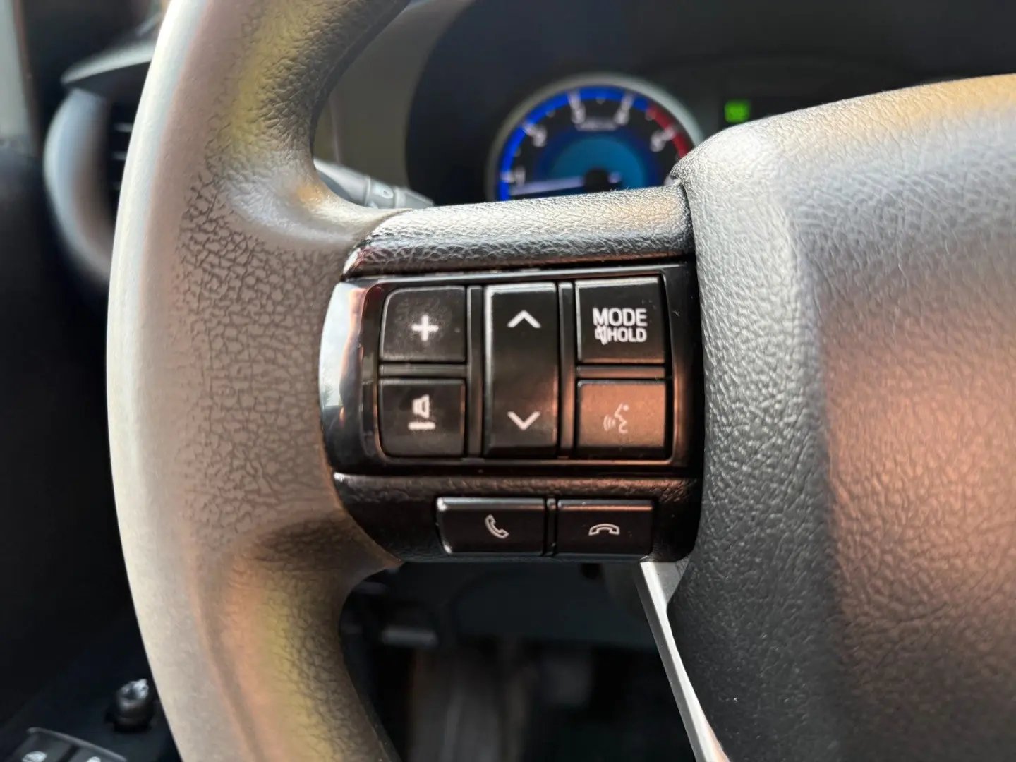 Hilux 2 4 Double Cab Comfort 4x4  GARANTIE  AHK