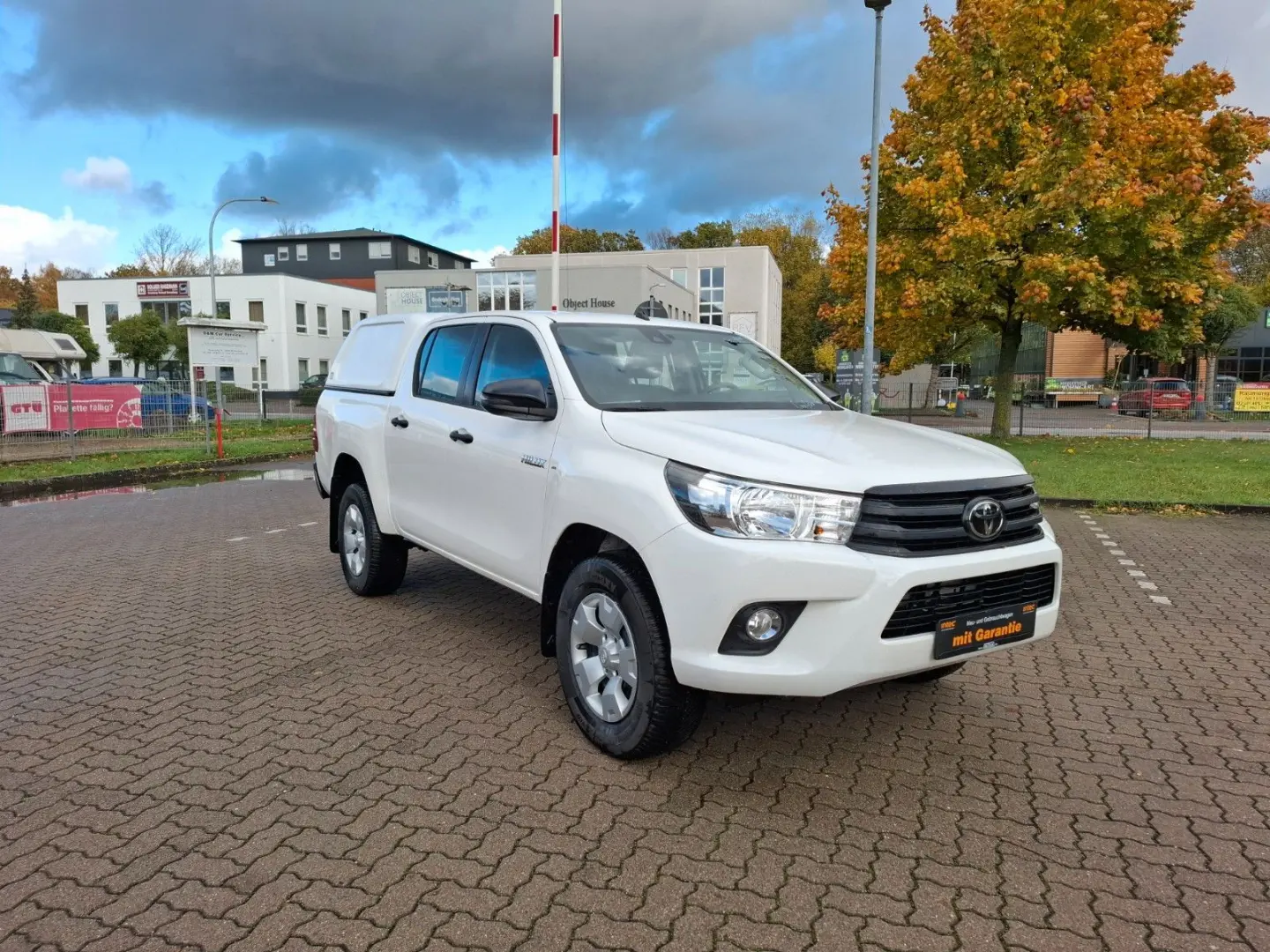 Hilux Double Cab Duty 4x4 HARDTOP Toyota Garant.