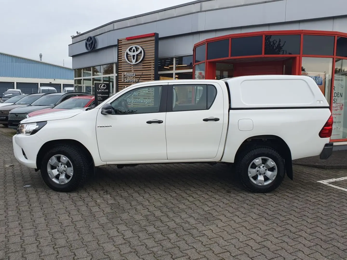 HiLux 4x4 Double Cab  Stdhzg GJR Scheckheft