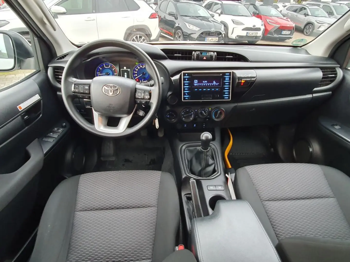 HiLux 4x4 Double Cab  Stdhzg GJR Scheckheft