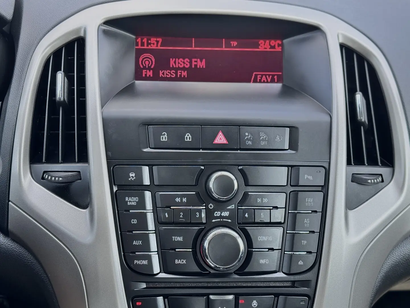 Opel Astra J – 2011