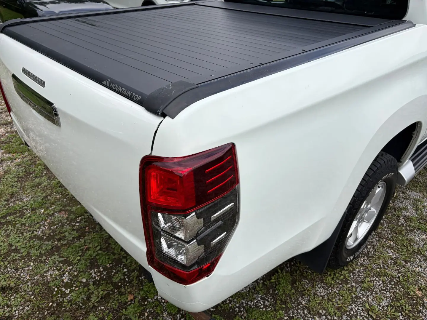 L200 Basis Doppelkabine 4WD mit Komfort-Paket