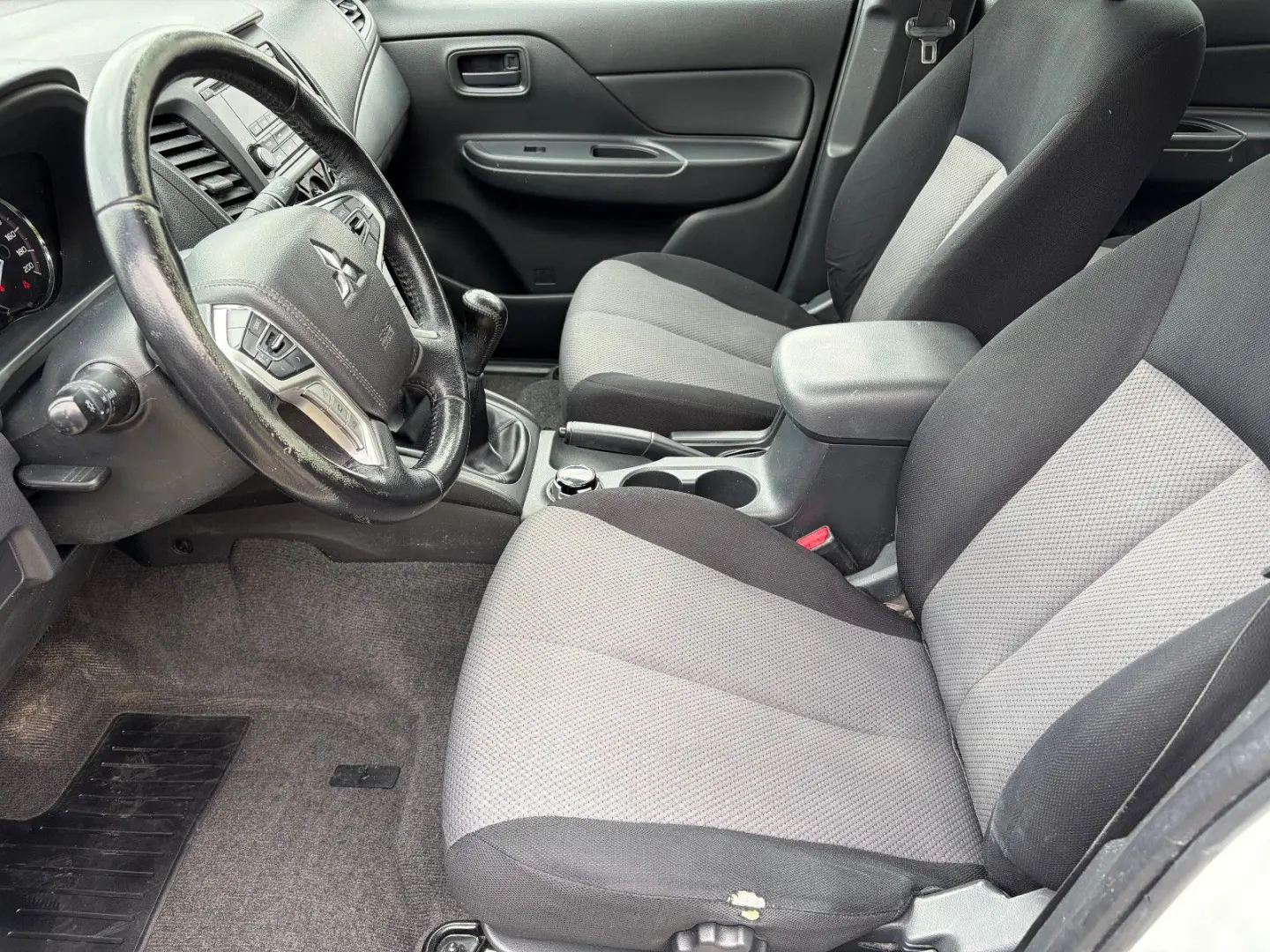 L200 Basis Doppelkabine 4WD mit Komfort-Paket