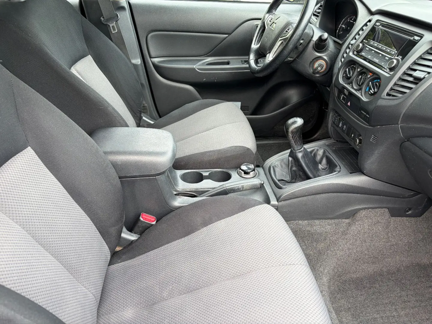 L200 Basis Doppelkabine 4WD mit Komfort-Paket