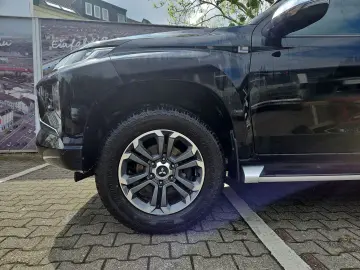 L200 Intro Edition Doppelkabine 4WD 4x4  Automat