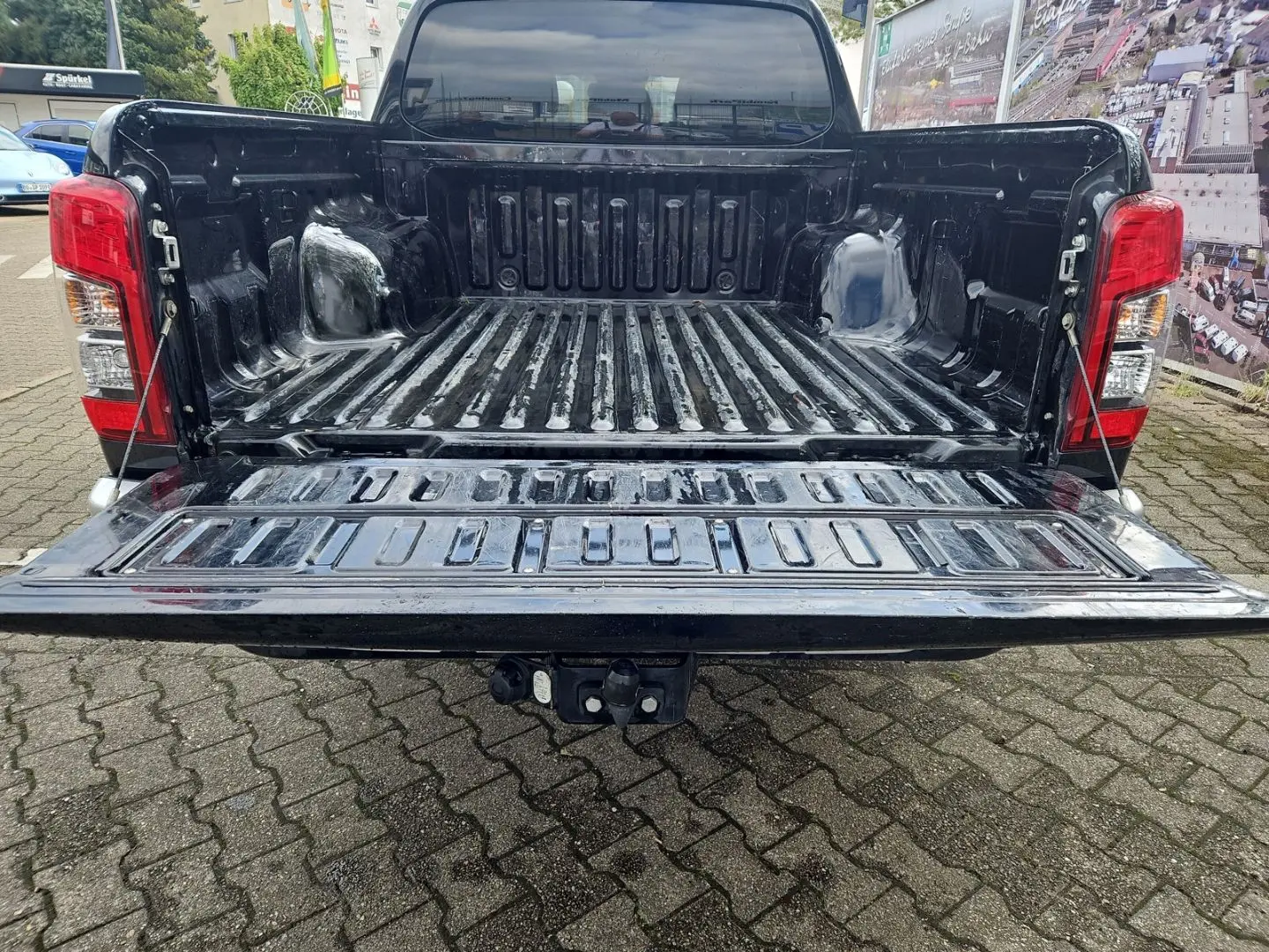 L200 Intro Edition Doppelkabine 4WD 4x4  Automat