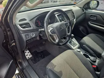 L200 Intro Edition Doppelkabine 4WD 4x4  Automat