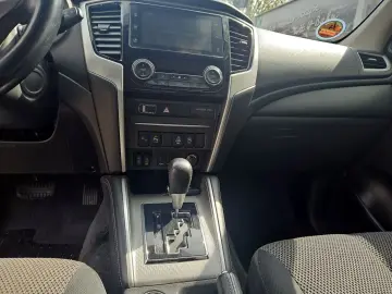 L200 Intro Edition Doppelkabine 4WD 4x4  Automat