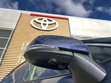 Toyota RAV4 Luxury 2.5 Hybrid CVT  222 CP  Echipare Completă