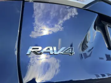 Toyota RAV4 Luxury 2.5 Hybrid CVT  222 CP  Echipare Completă