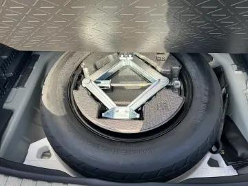 Toyota RAV4 Luxury 2.5 Hybrid CVT  222 CP  Echipare Completă