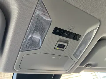 Toyota RAV4 Luxury 2.5 Hybrid CVT  222 CP  Echipare Completă