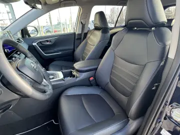 Toyota RAV4 Luxury 2.5 Hybrid CVT  222 CP  Echipare Completă