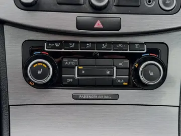 Volkswagen Passat B7 – Automat- 2011