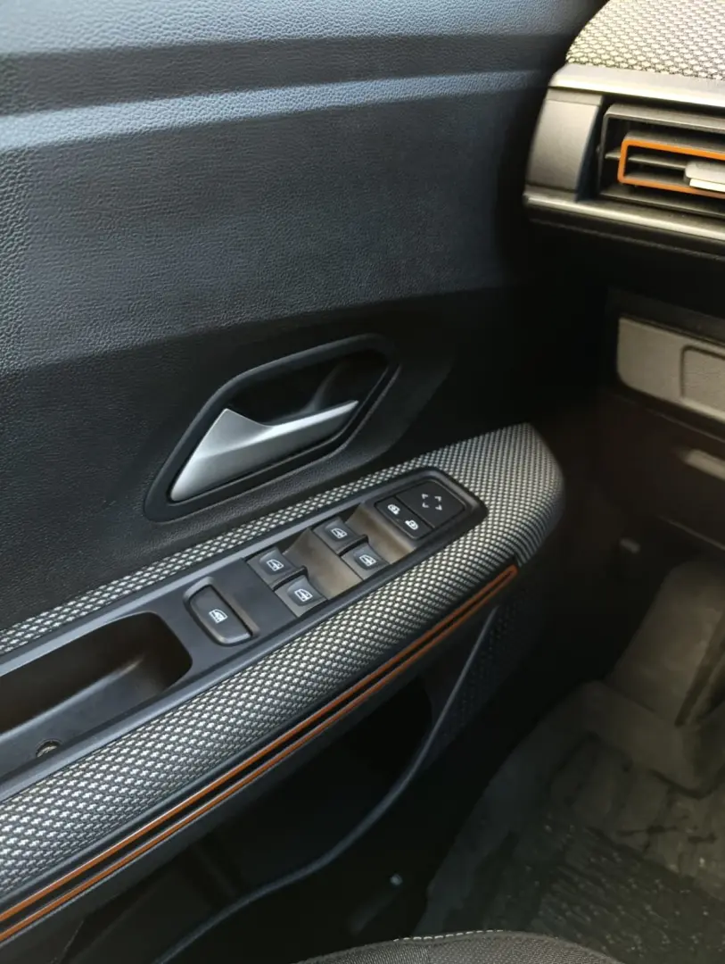 Dacia Sandero Stepway TCe 90 CVT Expression