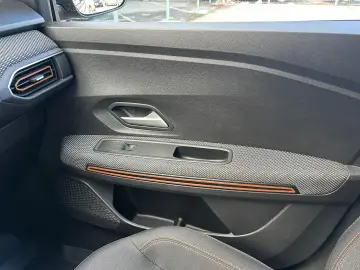 Dacia Sandero Stepway TCe 90 CVT Expression